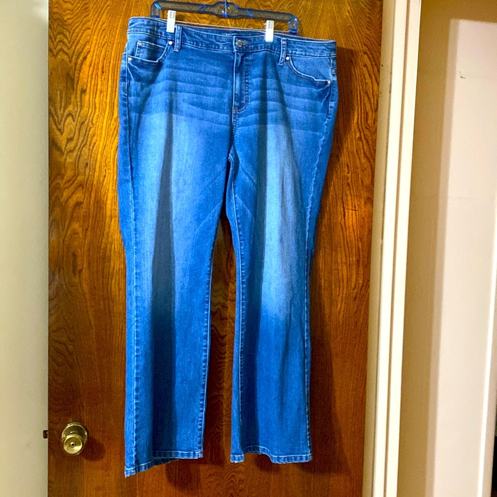 Jennifer Lopez / bootcut jeans / size 18W